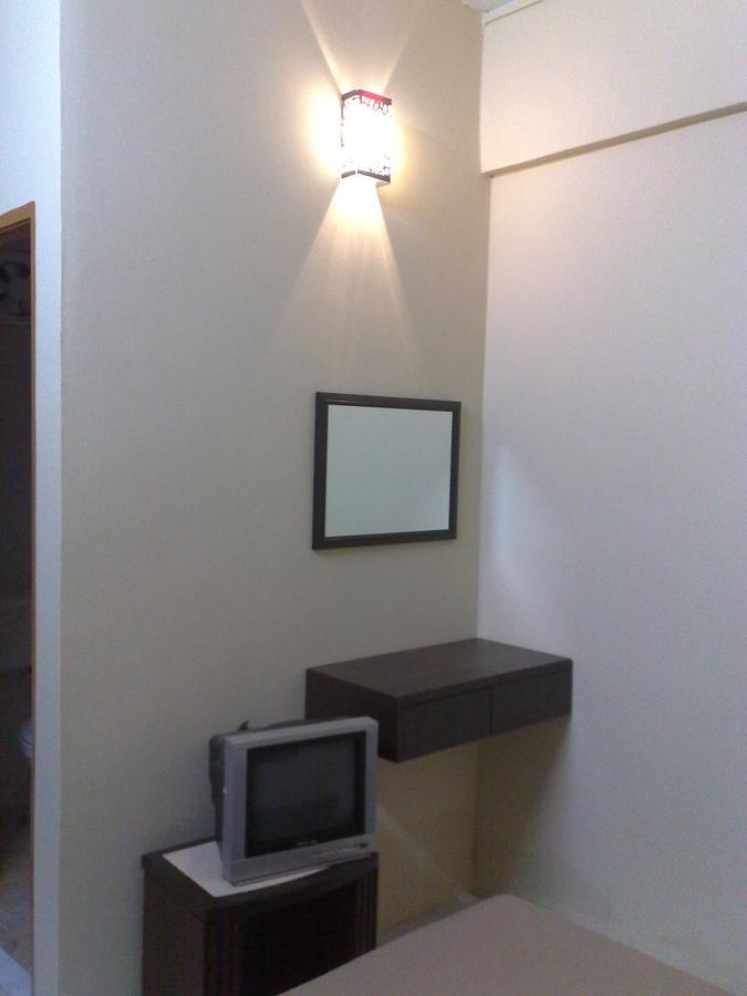 Jr Hotel Sitiawan Exterior foto